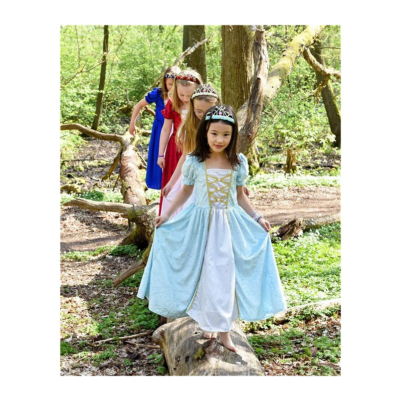 Prinsessklänning i ljusblå sammet 110-116cl 4-6år