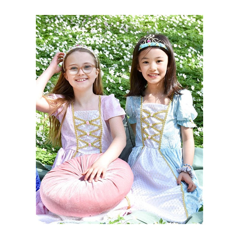 Prinsessklänning i ljusblå sammet 110-116cl 4-6år