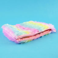 Pung fluffig regnbåge 20cm
