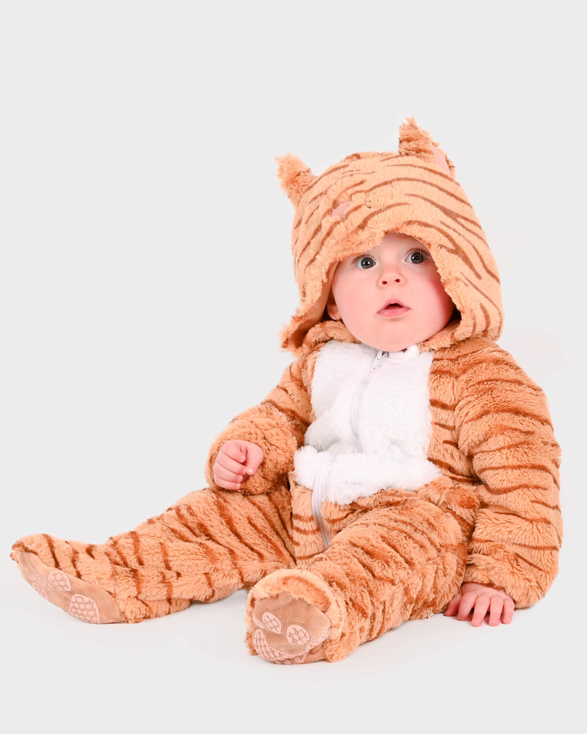 Jump suit cat