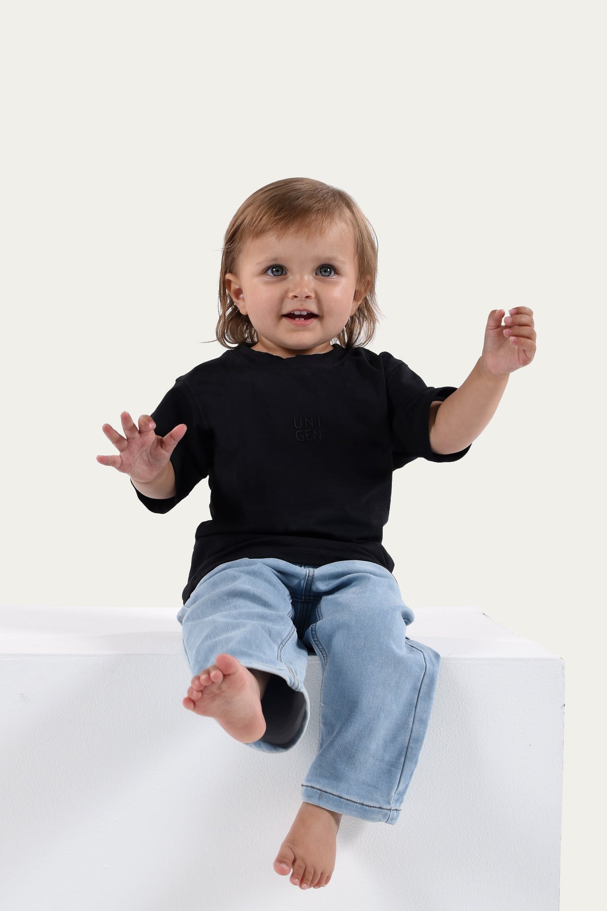 T-shirt Black – Stilfull och bekväm design