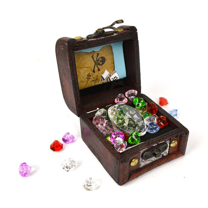 PIRATE TREASURE CHEST W. DIAMONDS 37pcs 7cm