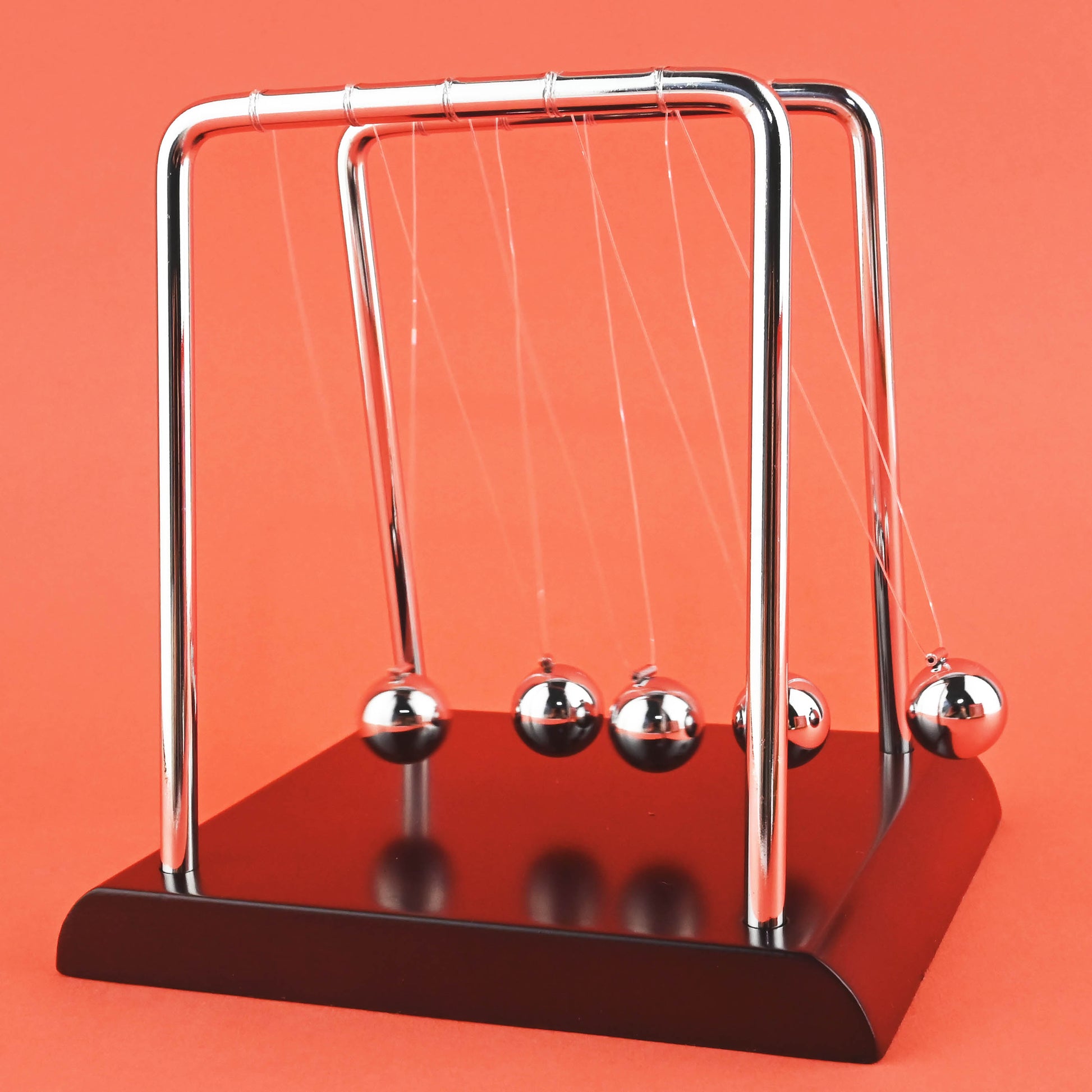 Newtons vagga 13cm