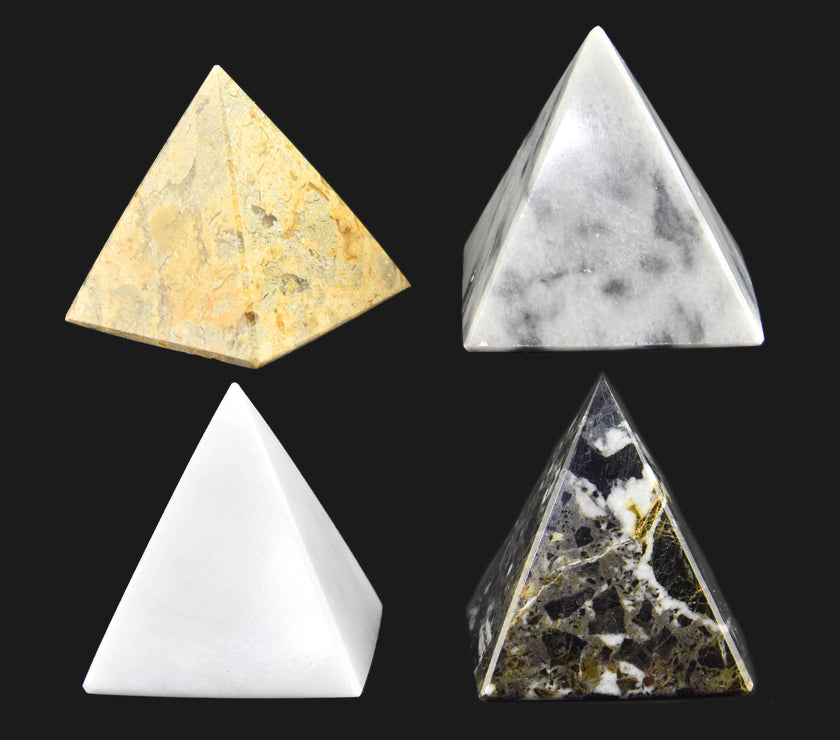 Marmorpyramid 4cm