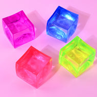 Squeeze sugar ice cube